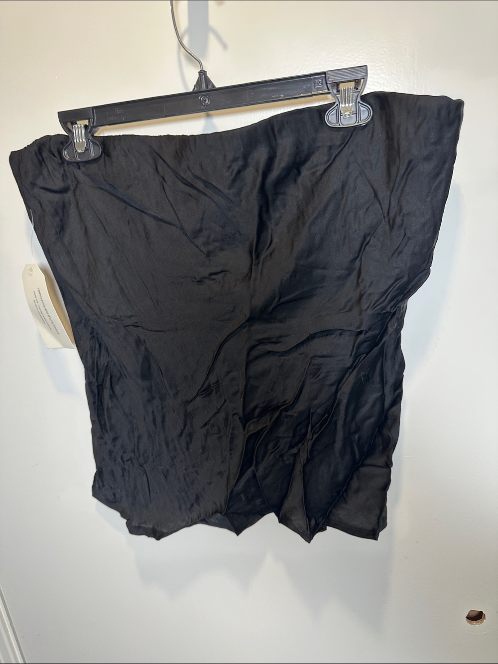 DONNI. Black Strapless Silk-Look Top (16)